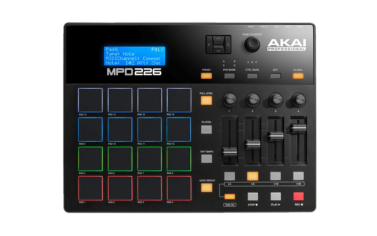 Akai MPD226